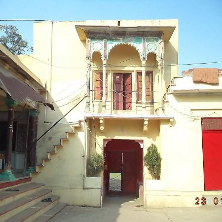 Hotel Shri Swami Sheetal Das Akhada B1-88 Assi , Near Pushkar Talab,Varanasi, Ashram Dharmshala Extérieur photo