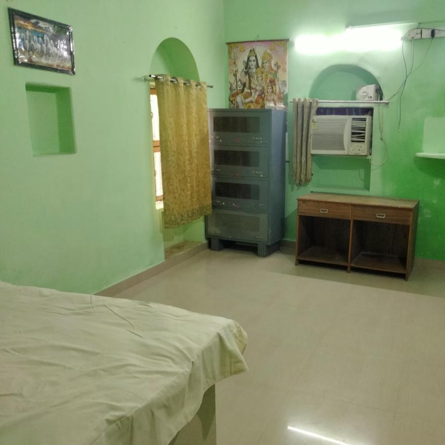 Hotel Shri Swami Sheetal Das Akhada B1-88 Assi , Near Pushkar Talab,Varanasi, Ashram Dharmshala Extérieur photo