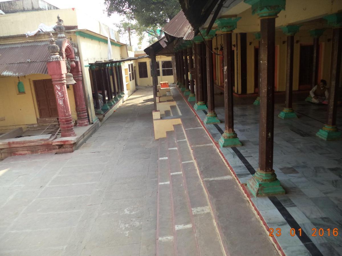 Hotel Shri Swami Sheetal Das Akhada B1-88 Assi , Near Pushkar Talab,Varanasi, Ashram Dharmshala Extérieur photo