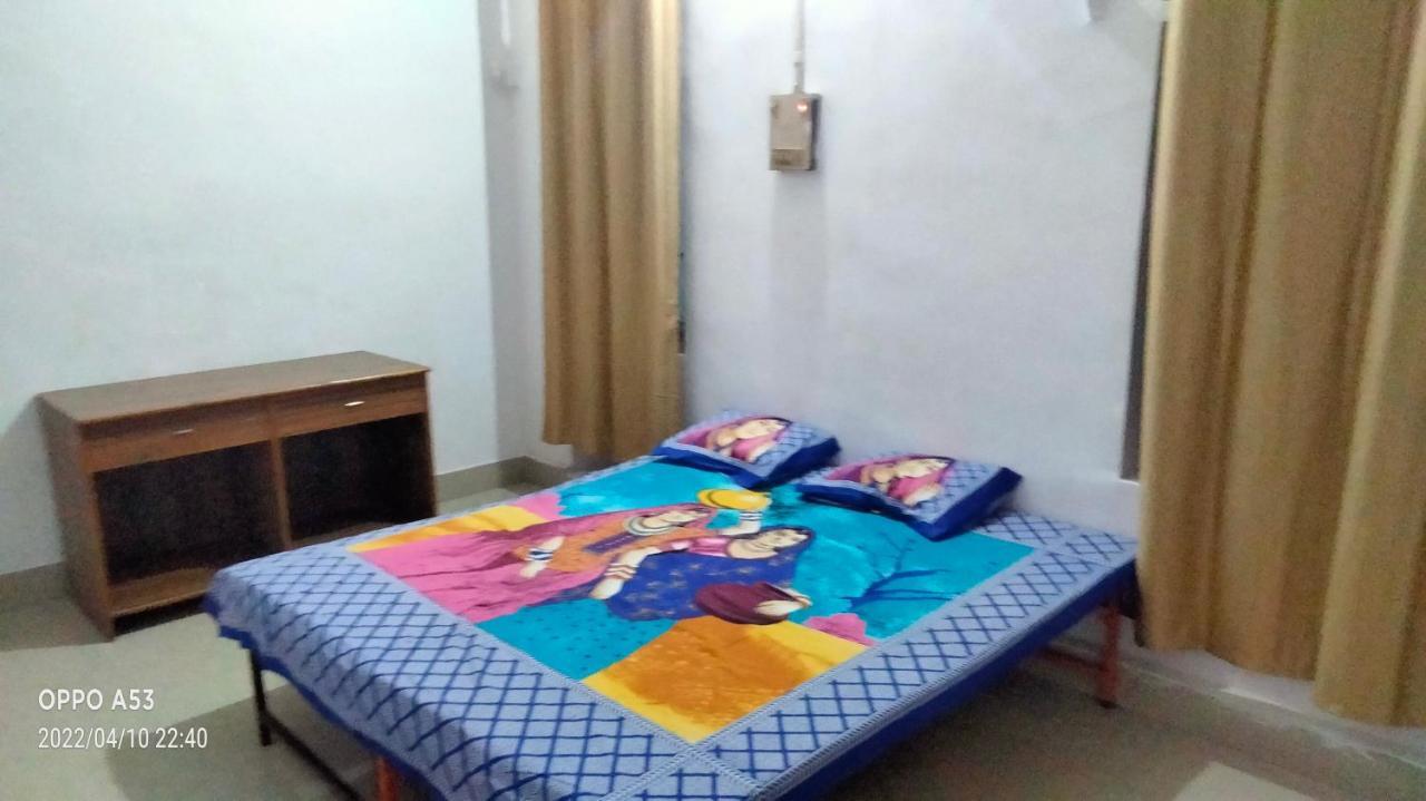 Hotel Shri Swami Sheetal Das Akhada B1-88 Assi , Near Pushkar Talab,Varanasi, Ashram Dharmshala Extérieur photo