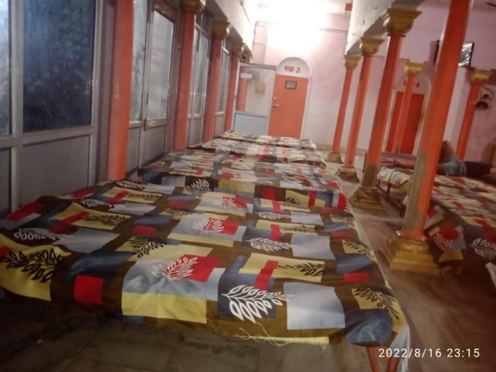 Hotel Shri Swami Sheetal Das Akhada B1-88 Assi , Near Pushkar Talab,Varanasi, Ashram Dharmshala Extérieur photo