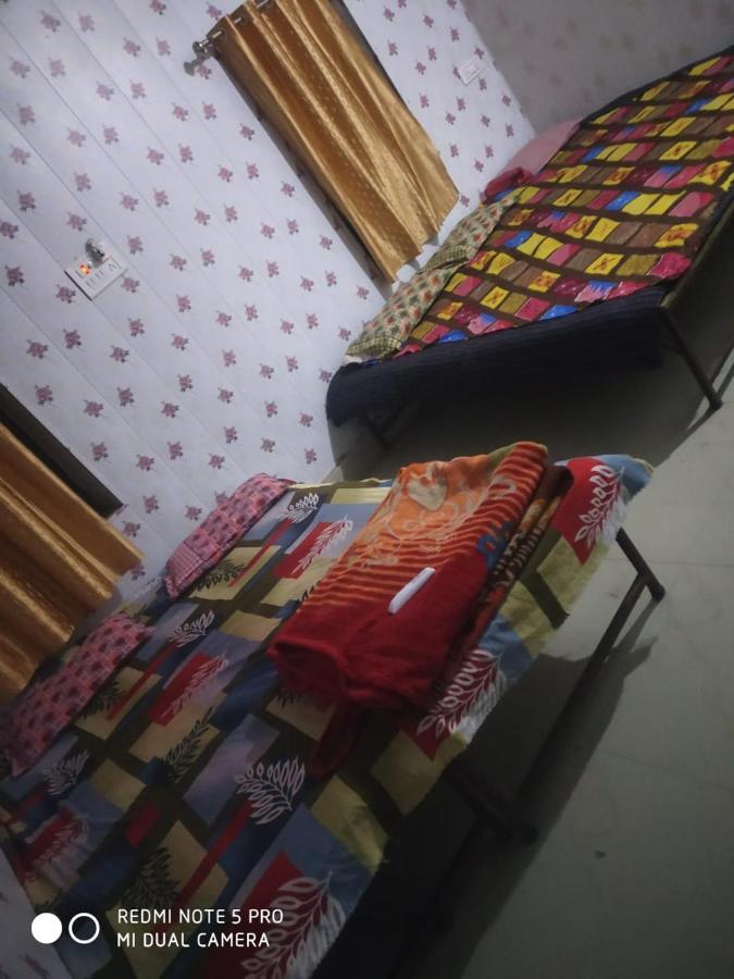 Hotel Shri Swami Sheetal Das Akhada B1-88 Assi , Near Pushkar Talab,Varanasi, Ashram Dharmshala Extérieur photo