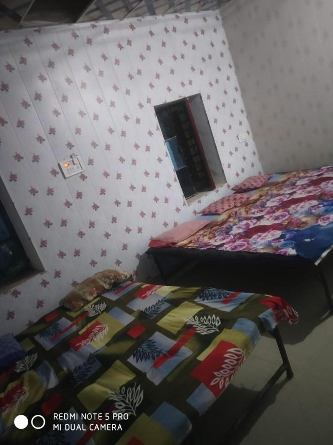 Hotel Shri Swami Sheetal Das Akhada B1-88 Assi , Near Pushkar Talab,Varanasi, Ashram Dharmshala Extérieur photo